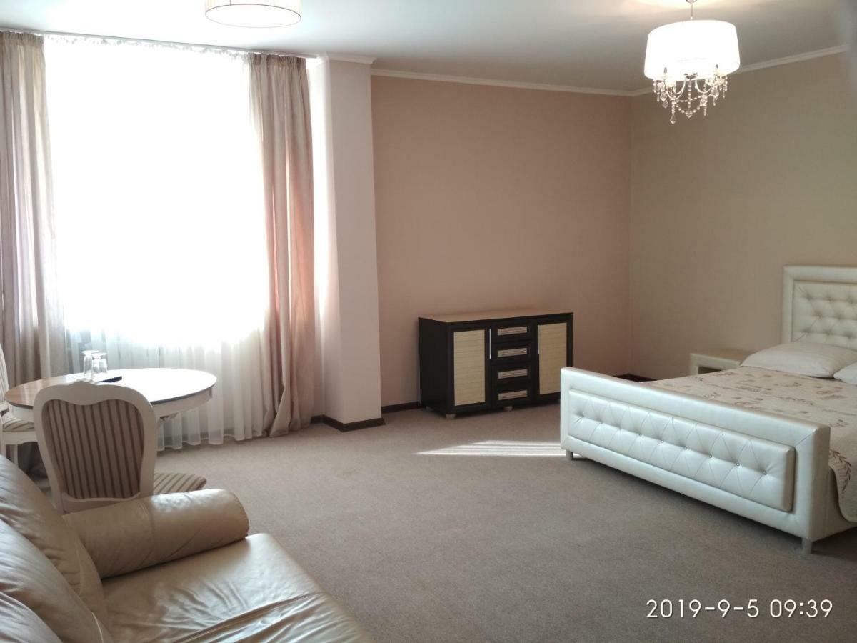 Hotel Olgas Hlybokaye Buitenkant foto