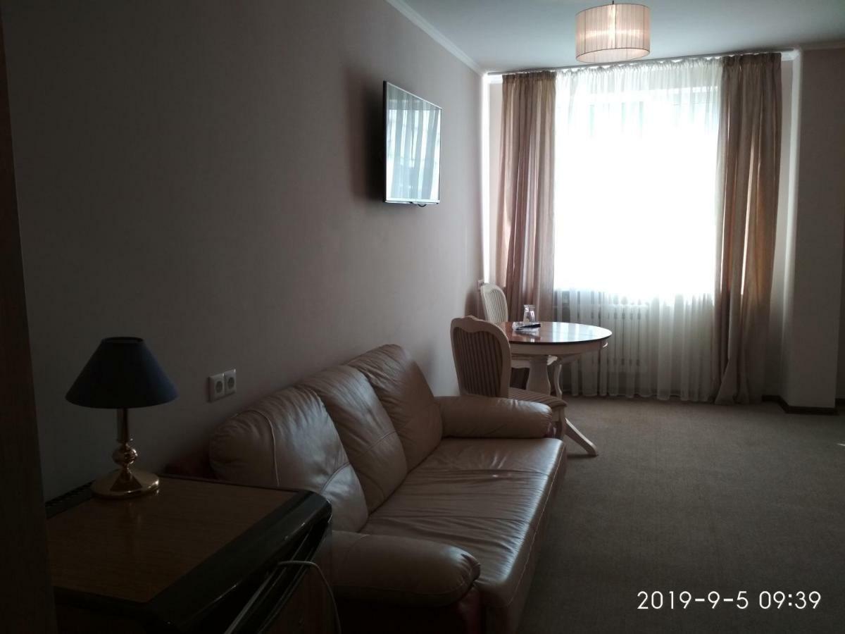 Hotel Olgas Hlybokaye Buitenkant foto